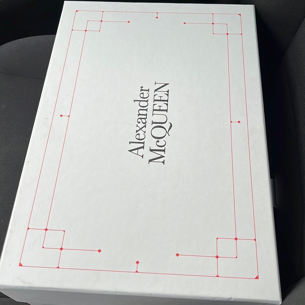 Alexander McQueen Sneaker Larry